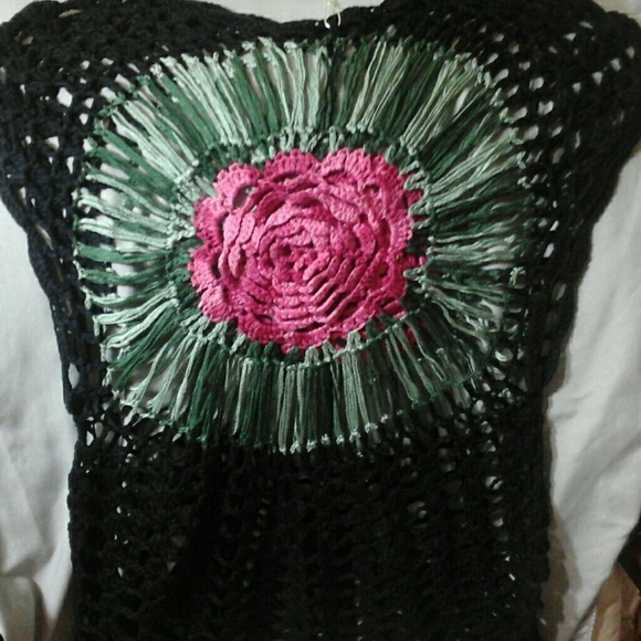 Sweater Hollow Hook Flower (hand made) - Picture 6 of 7